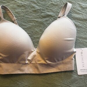 COPY - Athleta Embrace bra D-DD